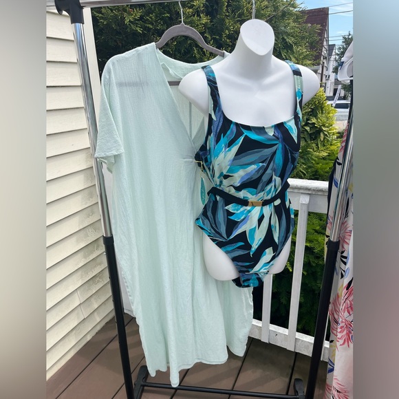 Mynah Other - Mynah Tropical Leaf Print One Piece Swimsuit & H&M Coverup, Size XL